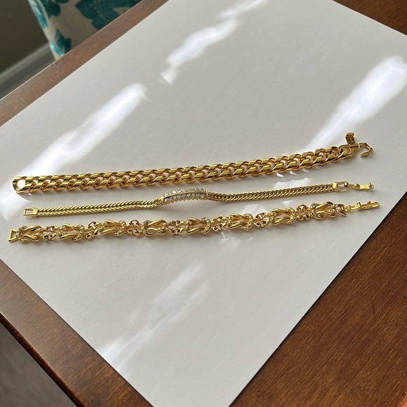 Vintage lot of 3 Goldtone 7” Bracelets /2with crystals - Picture 2 of 13